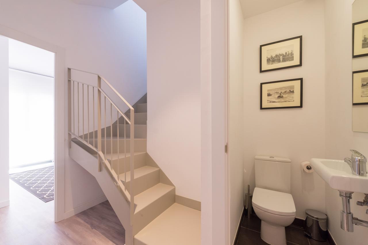 Petit Luxe Duplex Apartment Terrassa Ngoại thất bức ảnh